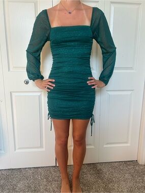 Green Square-Neck Ruched Long-Sleeve Mini Dress